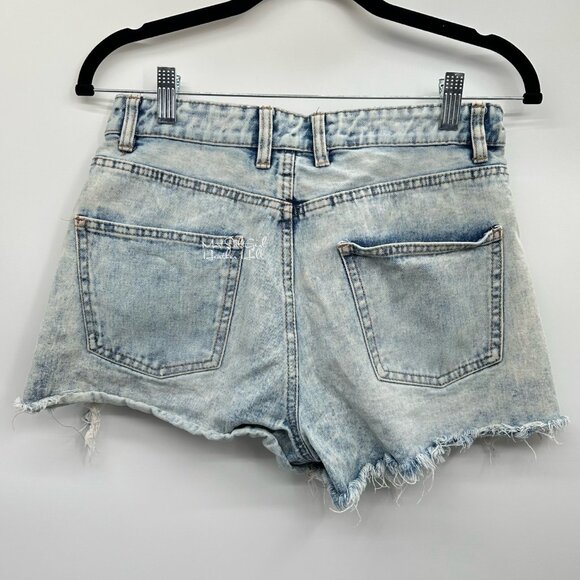 Refuge Light Wash Exposed Pockets Ripped Distressed Jean Shorts 27 - Picture 2 of 4
